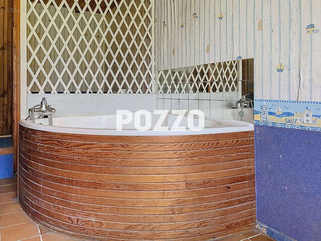 Maison à COUDEVILLE-SUR-MER