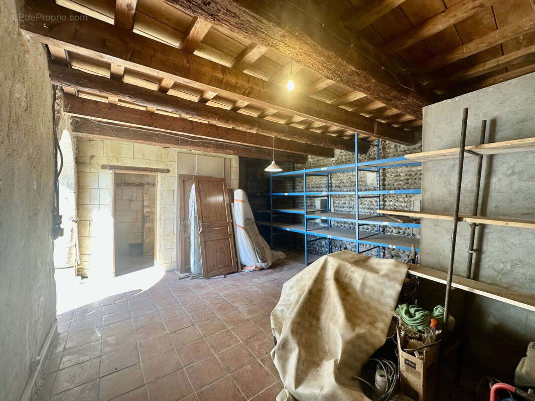 Moulès(13) : Authentique Mas T10 du XVIIIème de 252 m2 + Dépendances sur 1.9 hectare - photo 30