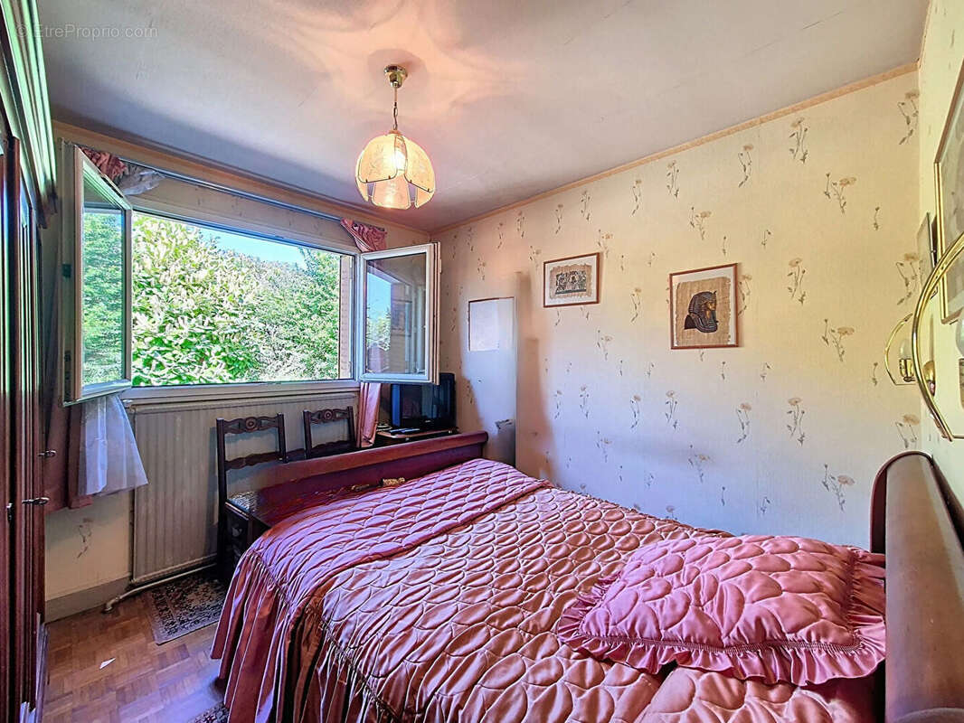 Maison à L&#039;HAY-LES-ROSES