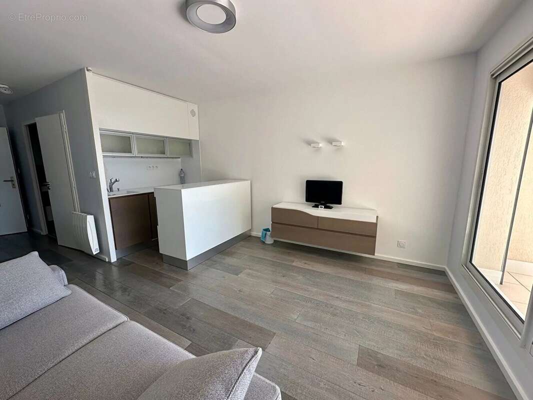 La baule, quartier des grands hôtels studio face mer - photo 3