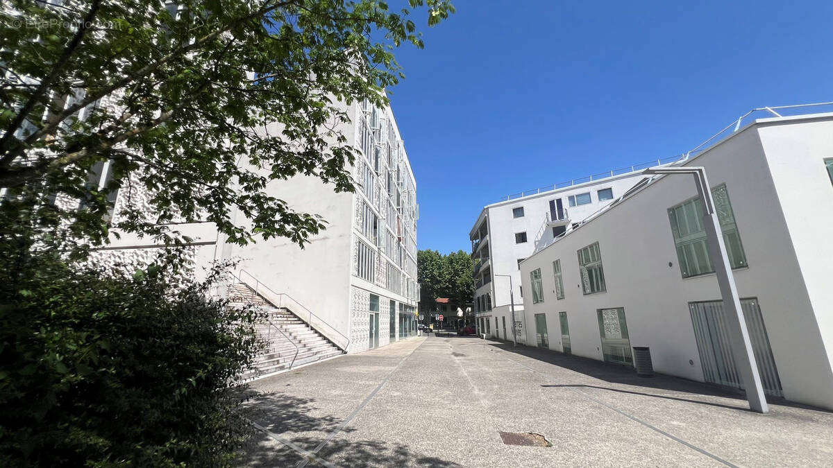 Appartement à BEGLES