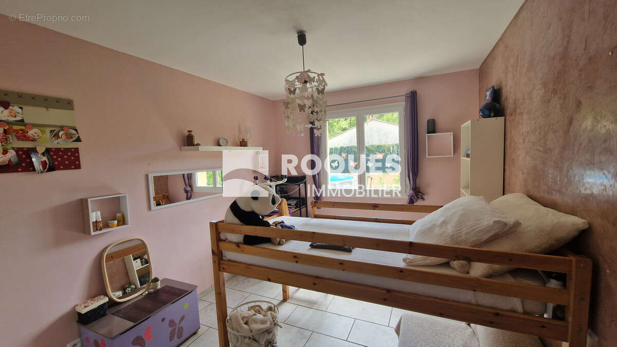 En vente à Soubès : vIlla trois chambres plus terrain - photo 7
