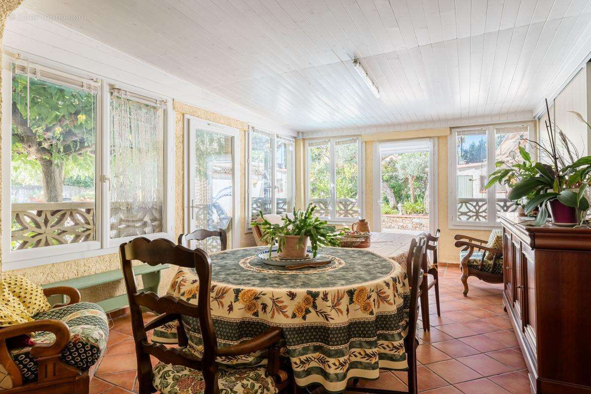 Maison à LA VALETTE-DU-VAR