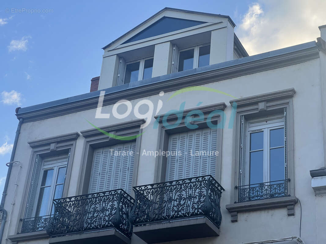 Appartement à LE COTEAU