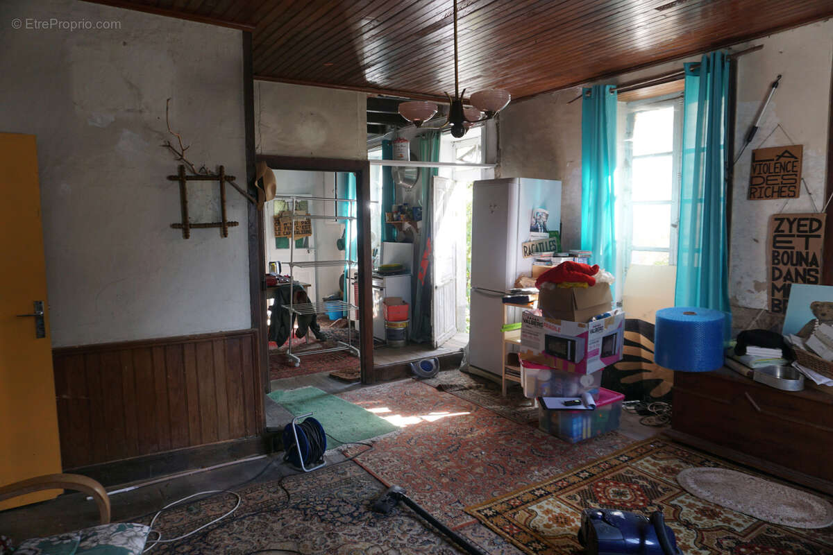 Maison à COMIAC