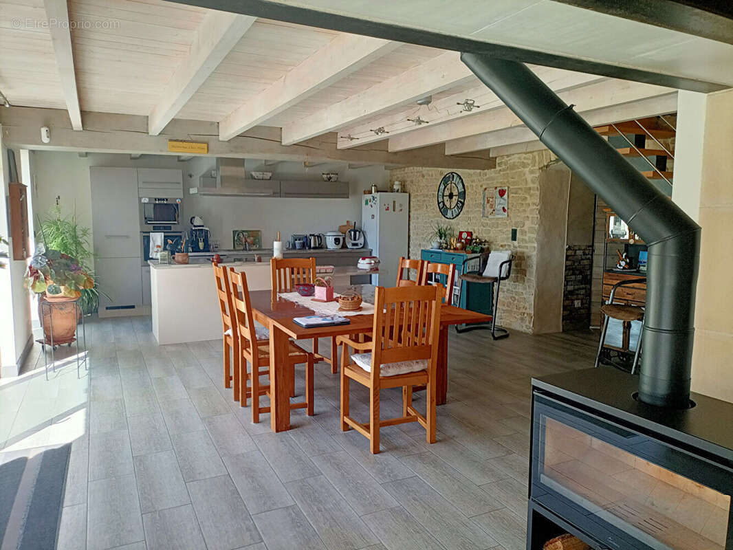Maison Puy Du Lac - photo 3