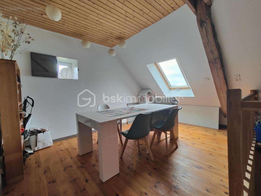 Maison à SAINT-PIERRE-ROCHE