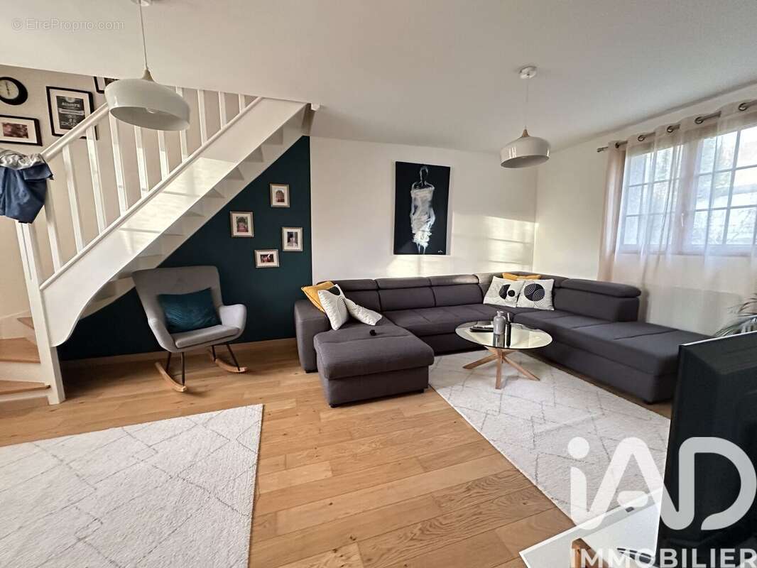 Photo 3 - Maison à BOUSSY-SAINT-ANTOINE