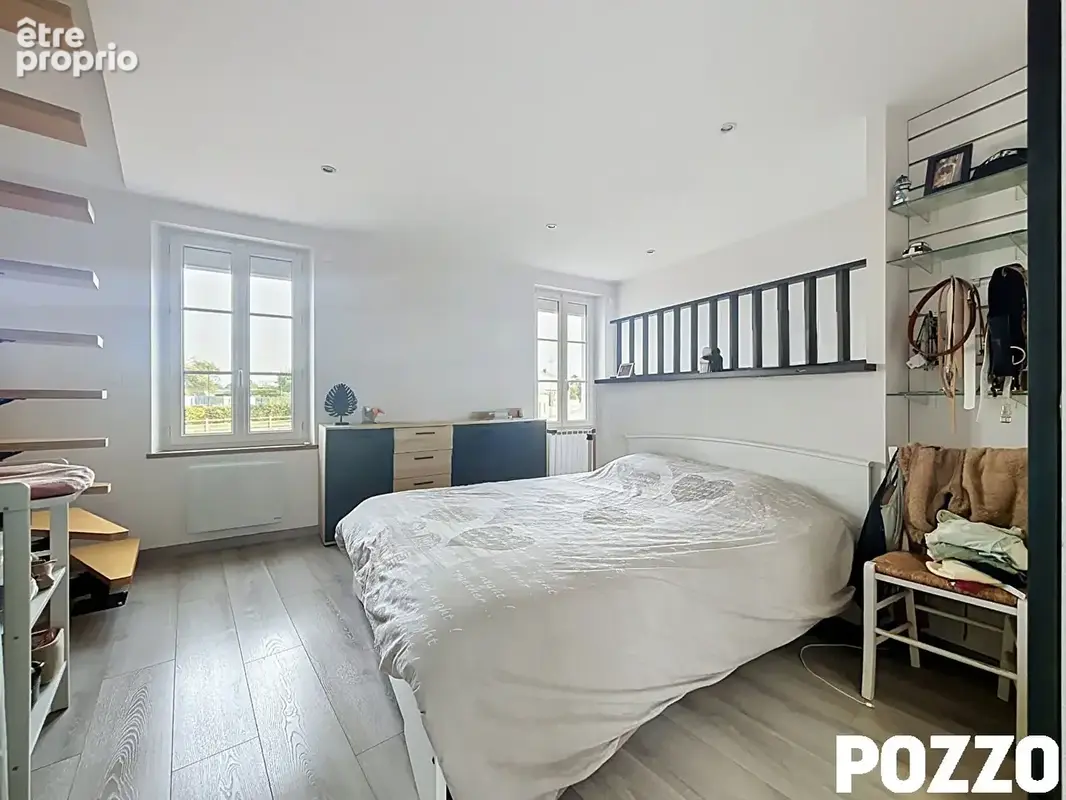 LESSAY - maison de ville avec patio, terrasse et jardin en vente chez POZZO IMMOBILIER. - photo 8