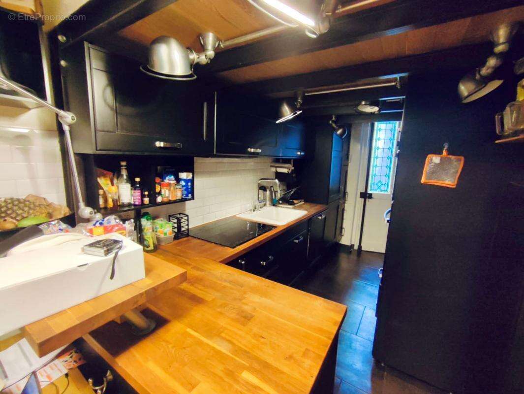 Commerce à PARIS-18E