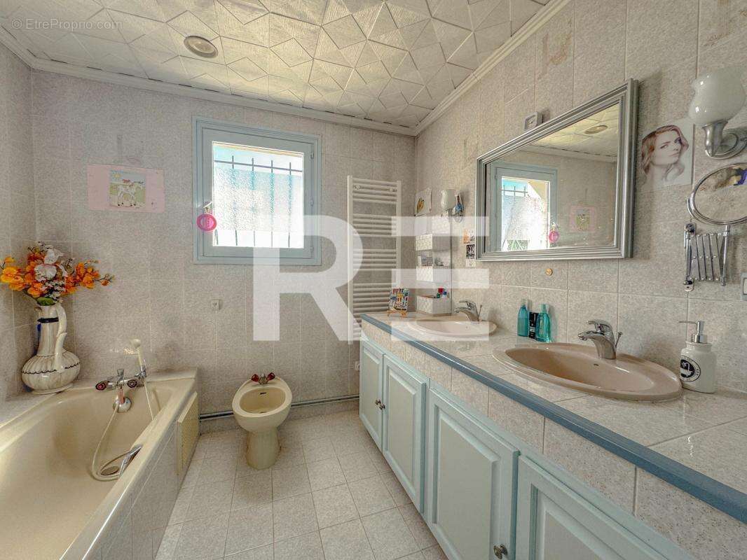 Maison à CAISSARGUES