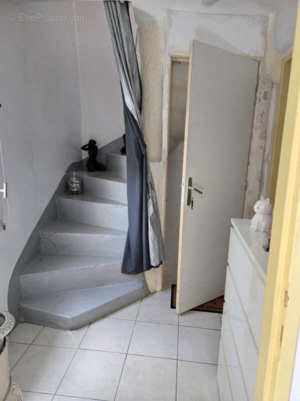 Maison à MONTAGNAC