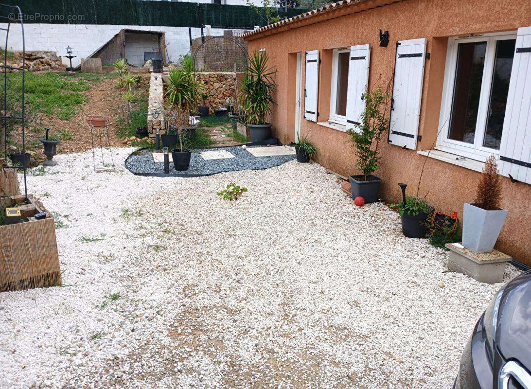 Maison à MONTFORT-SUR-ARGENS