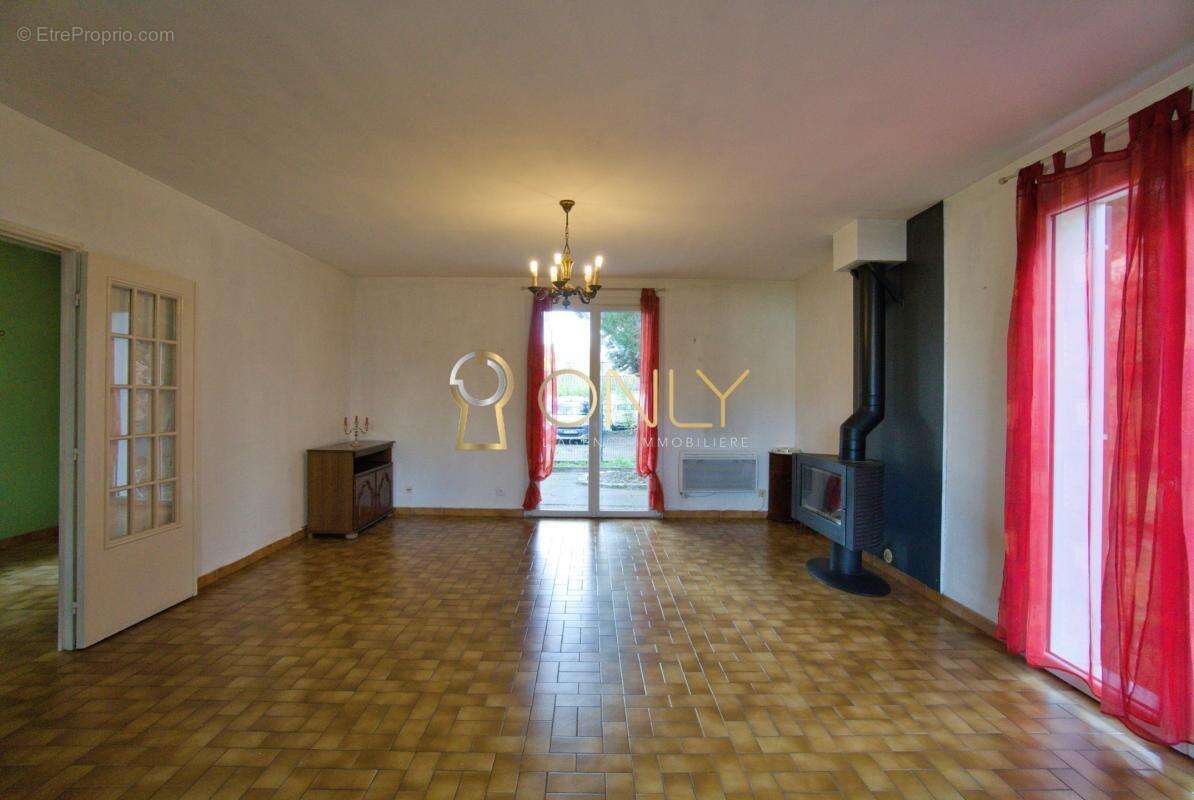 Maison à DECINES-CHARPIEU