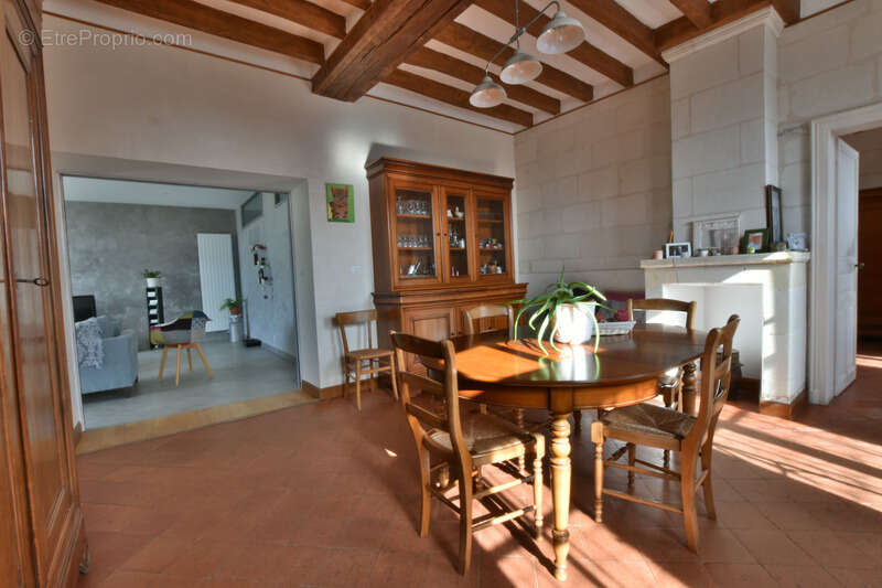 Maison à MAZE