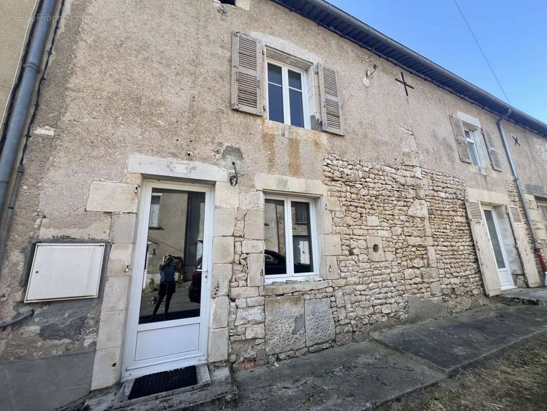 Maison à VALDIVIENNE