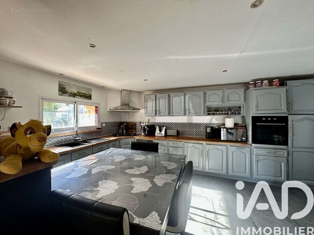 Photo 7 - Maison à LES BRULAIS