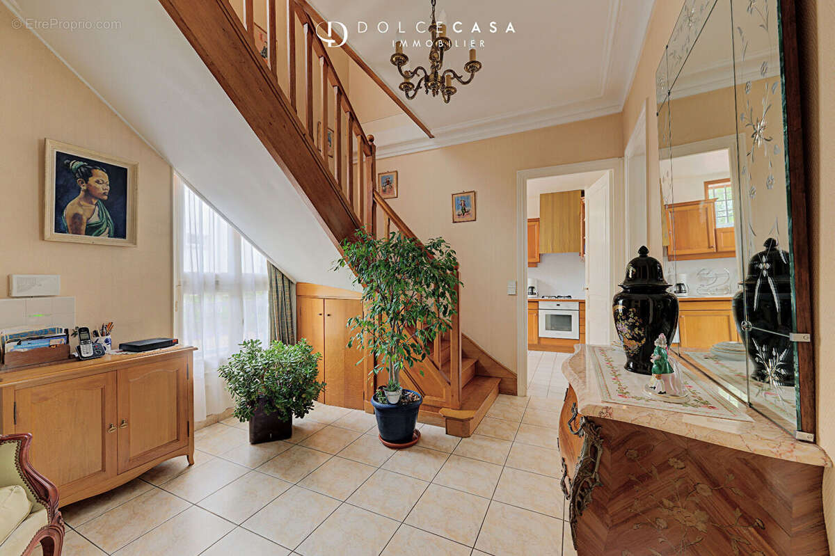 Maison à LE PERREUX-SUR-MARNE