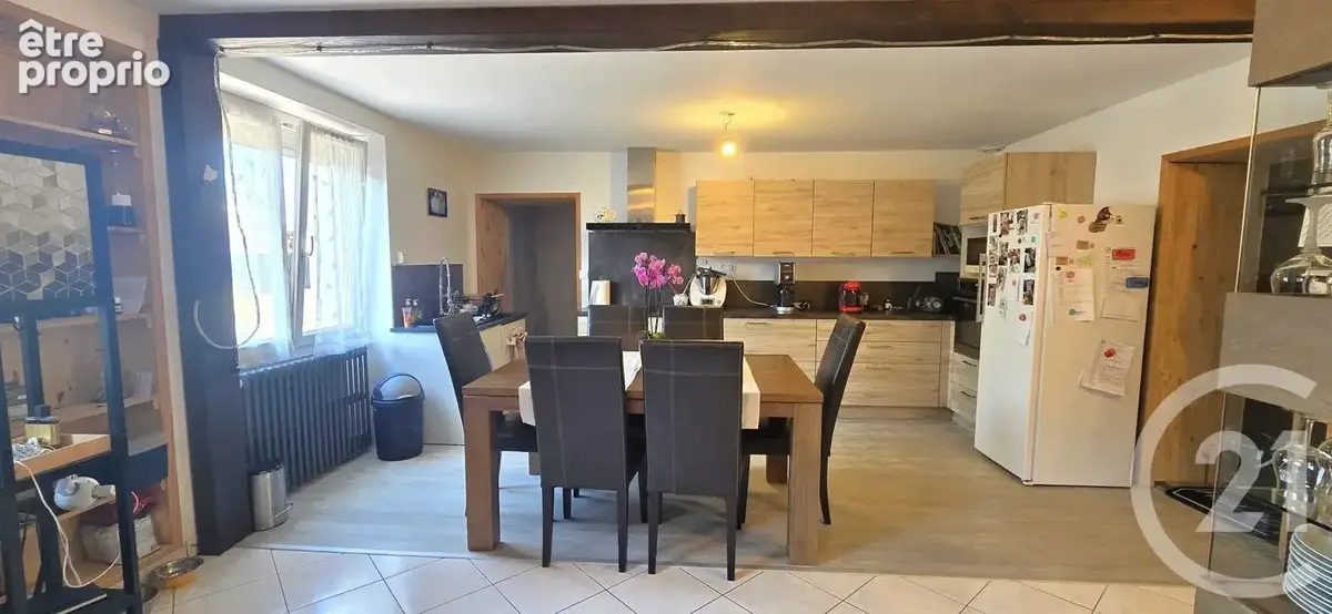 Maison 175 m² à Saint-Eusebe  - photo 4