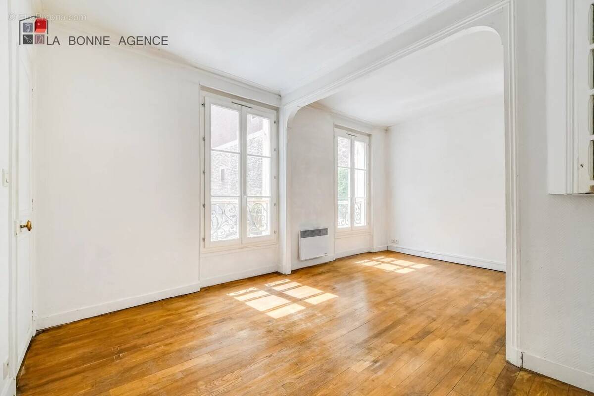 Appartement à PARIS-8E