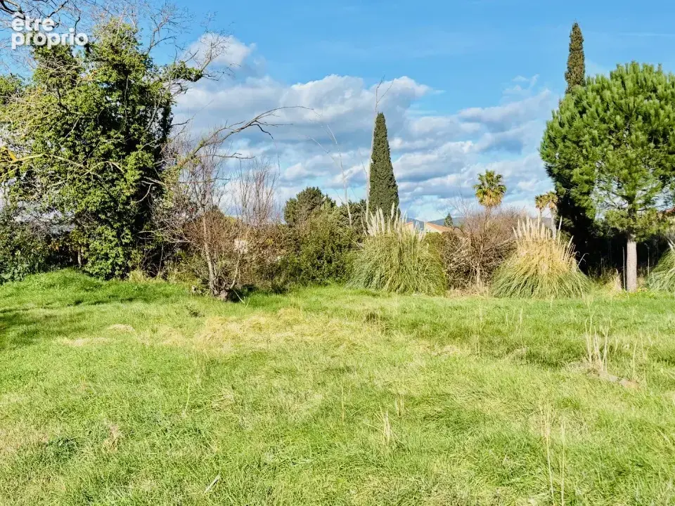 Terrain à CARNOULES