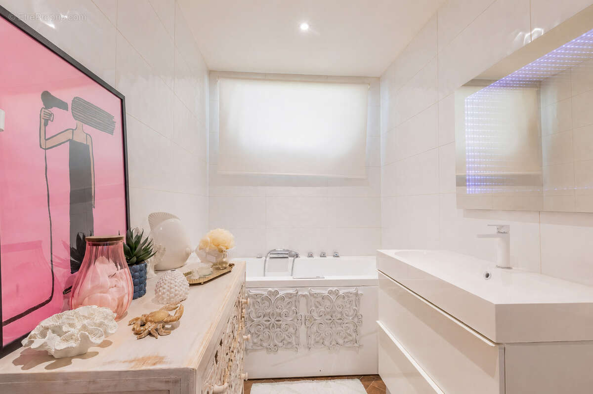 Appartement à VERRIERES-LE-BUISSON