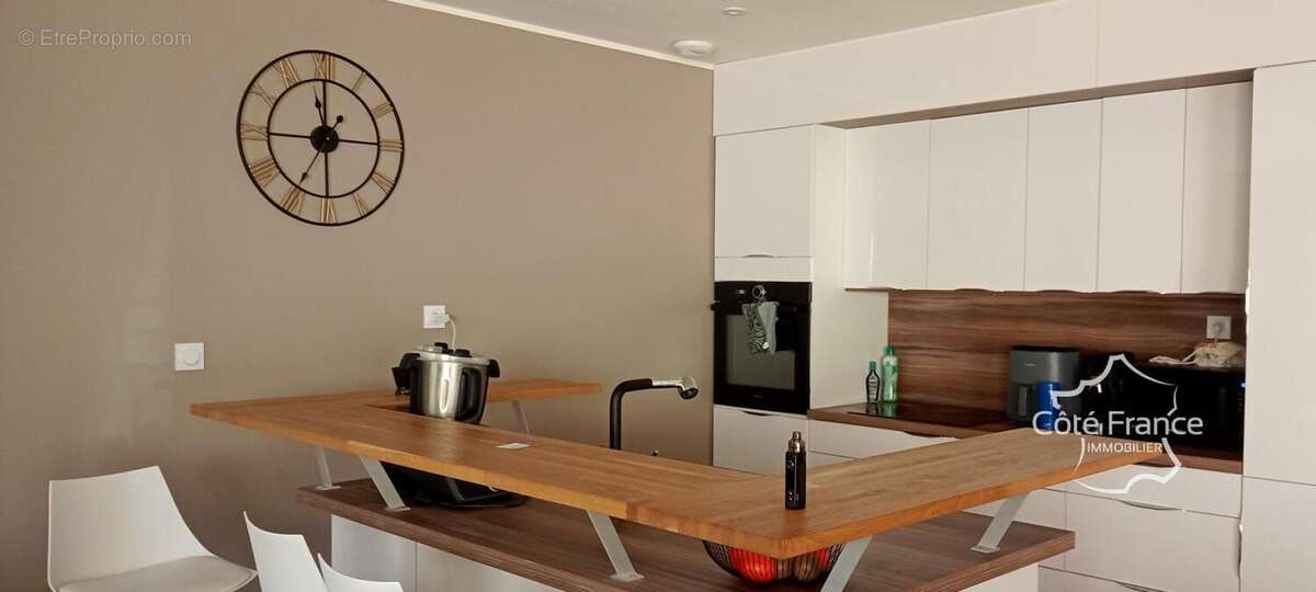 Maison à LES SALLES-DU-GARDON