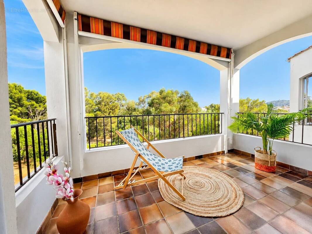 Appartement à HYERES