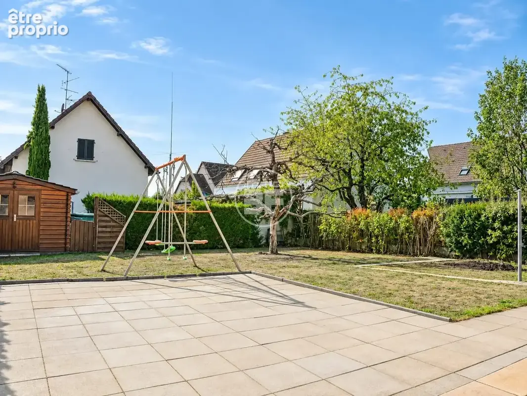 Maison 5 pièces 114 m² à vendre à Saint-Louis (68300) - photo 4