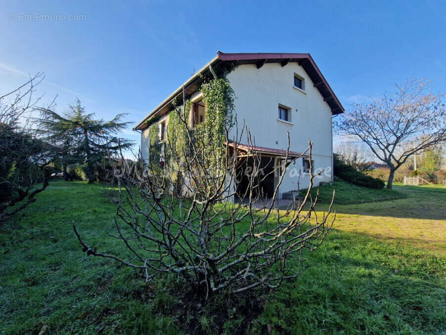 Maison à BELLERIVE-SUR-ALLIER
