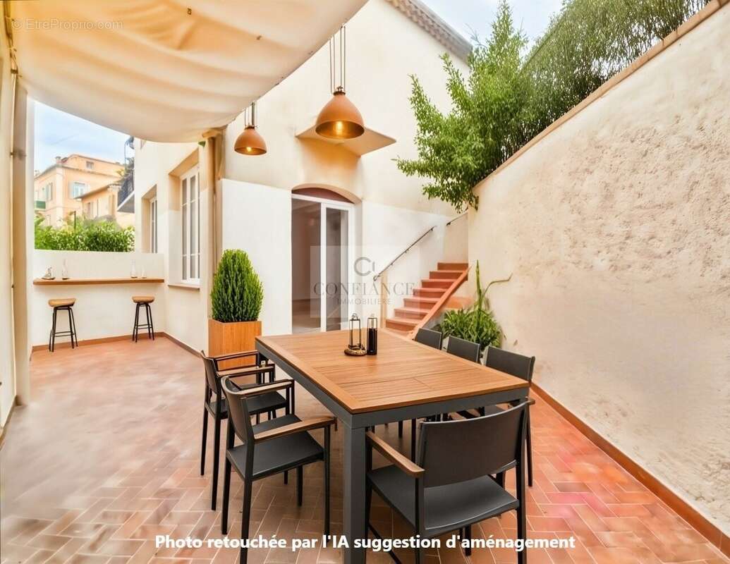 Appartement à CANNES
