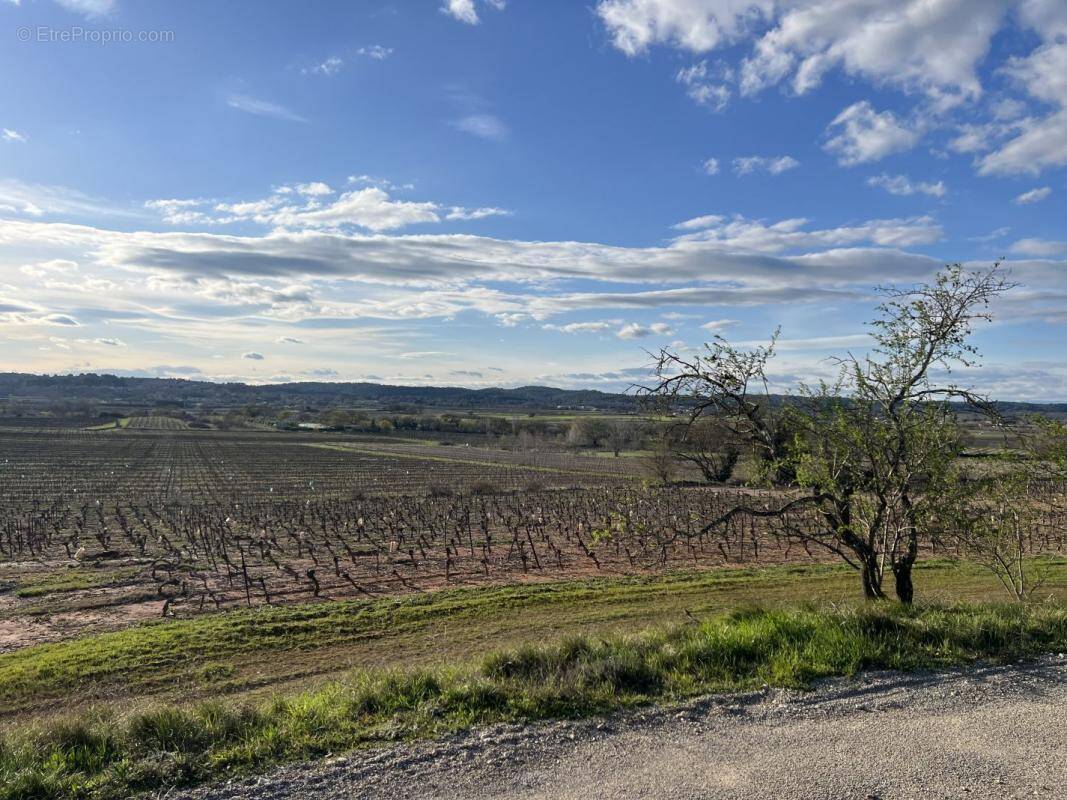 Terrain à LA ROUVIERE