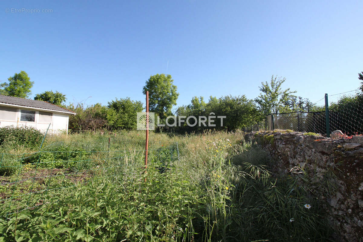 Maison en pierre Mareuil 3 pièces 52 m2 - Grange - Garage - Jardin - photo 16