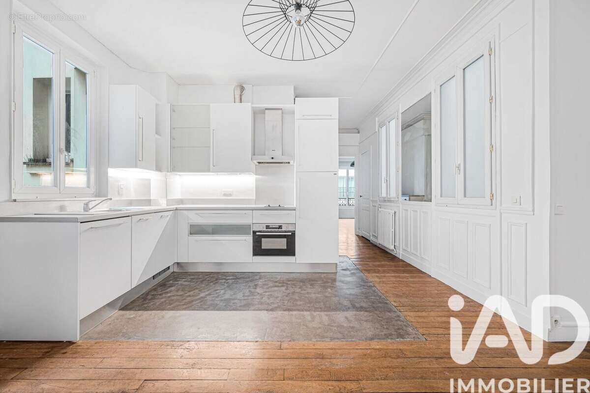Photo 2 - Appartement à PARIS-18E