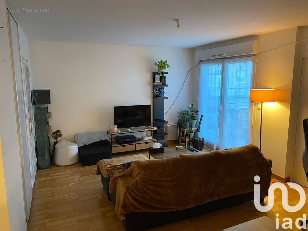 Photo 1 - Appartement à NOYAL-CHATILLON-SUR-SEICHE