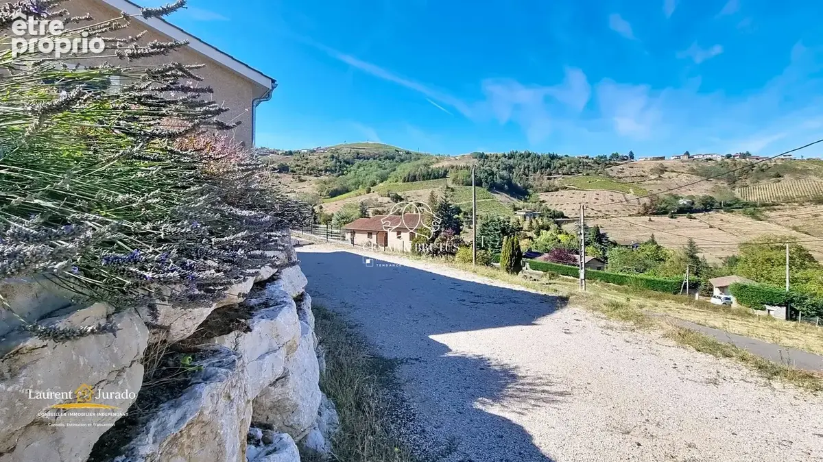 Maison 6 pièces 160 m² à vendre à Vaux-En-Beaujolais (69460) - photo 6