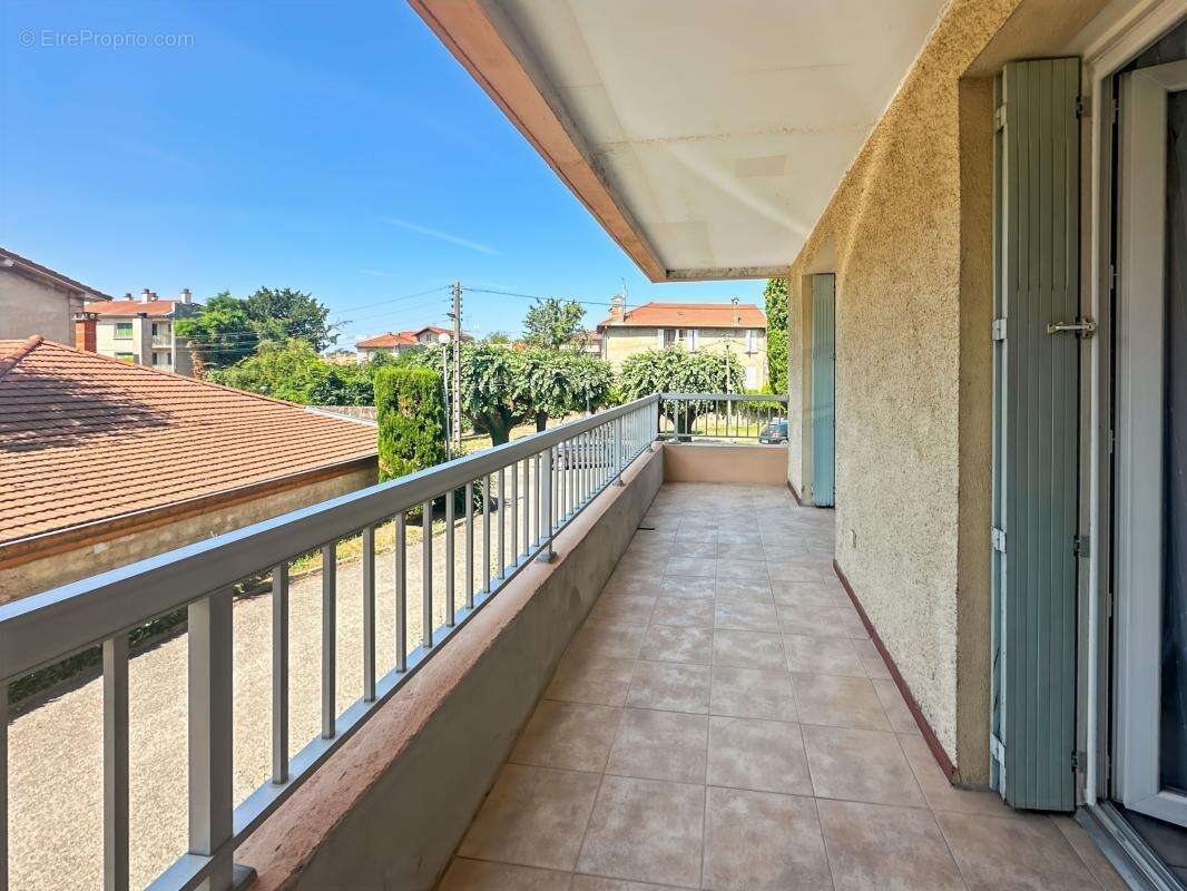 Appartement à ROMANS-SUR-ISERE