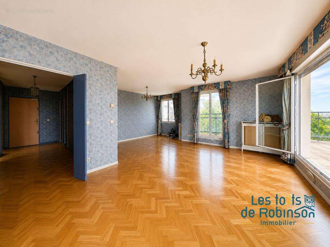 Appartement à CHATILLON
