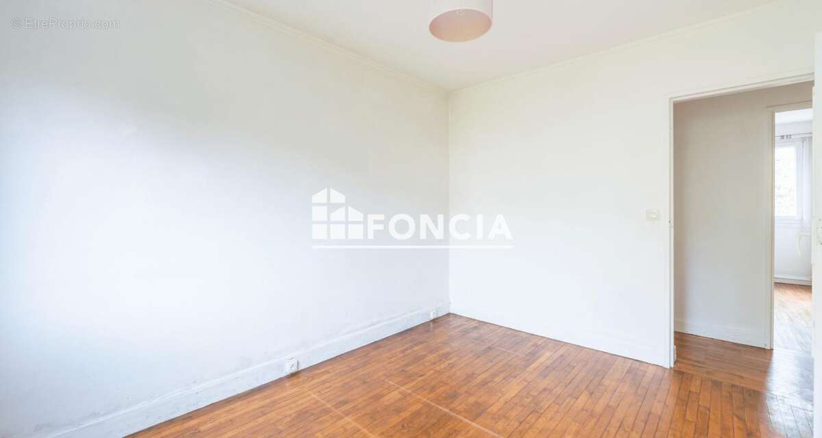Appartement à RUEIL-MALMAISON