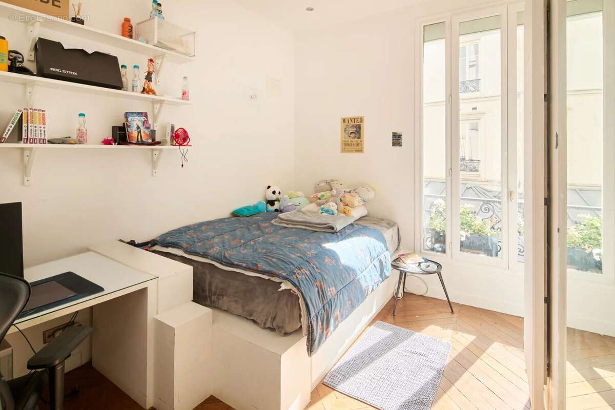 Appartement à PARIS-7E