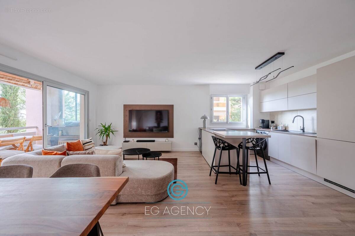 Appartement à MARSEILLE-8E