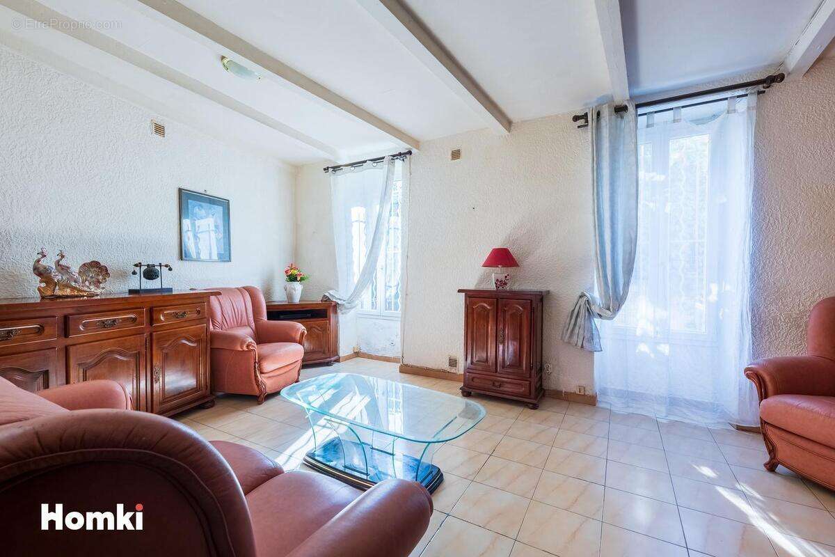 Appartement à MARSEILLE-15E