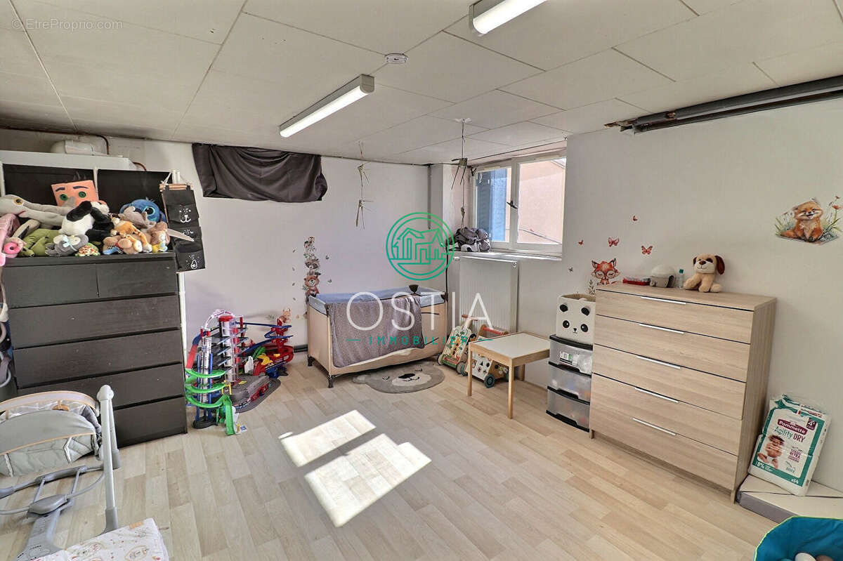 Maison à SAINT-MARTIN-LA-PLAINE