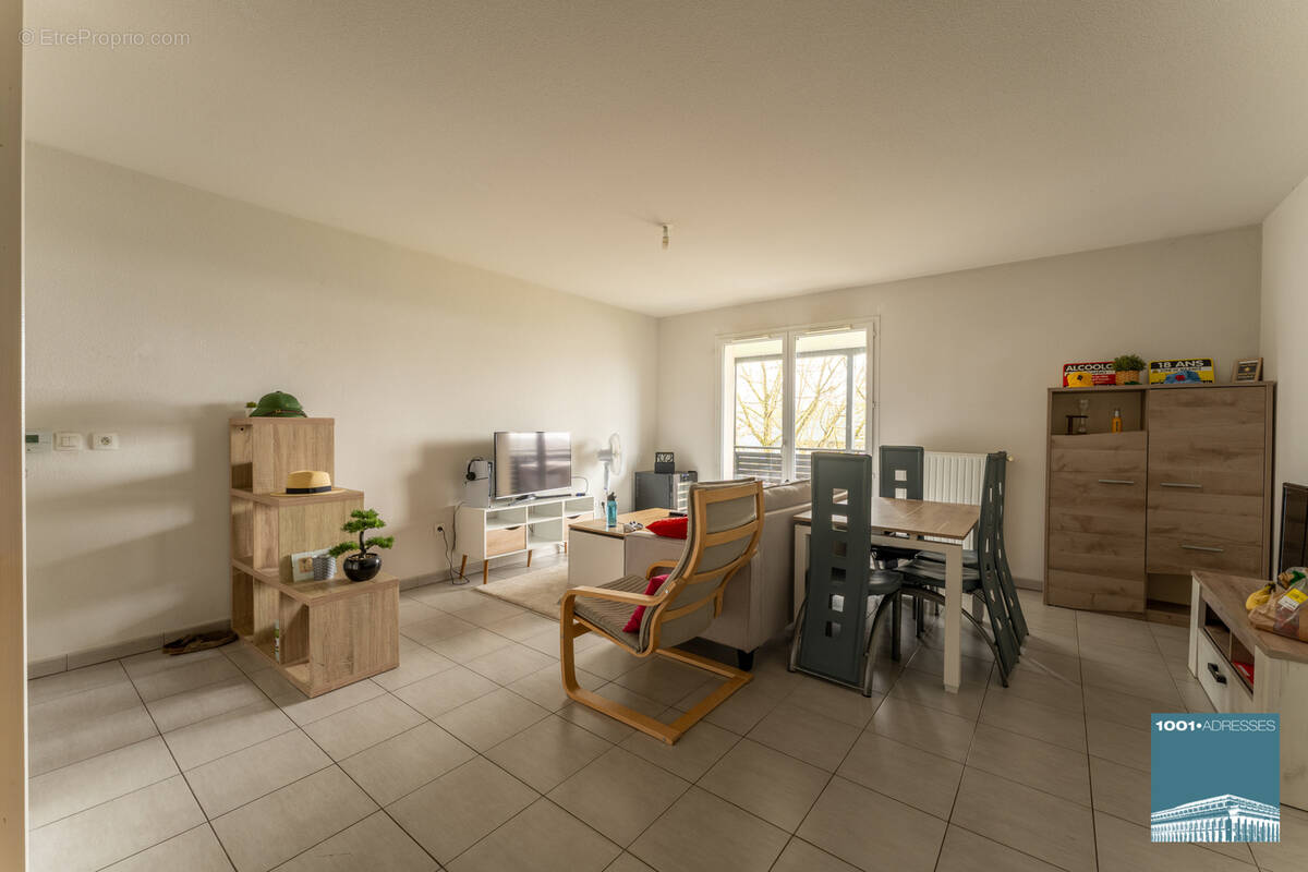 Appartement à VILLENAVE-D'ORNON