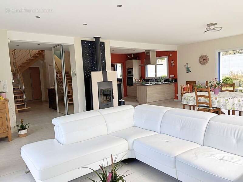 Maison à LA TURBALLE