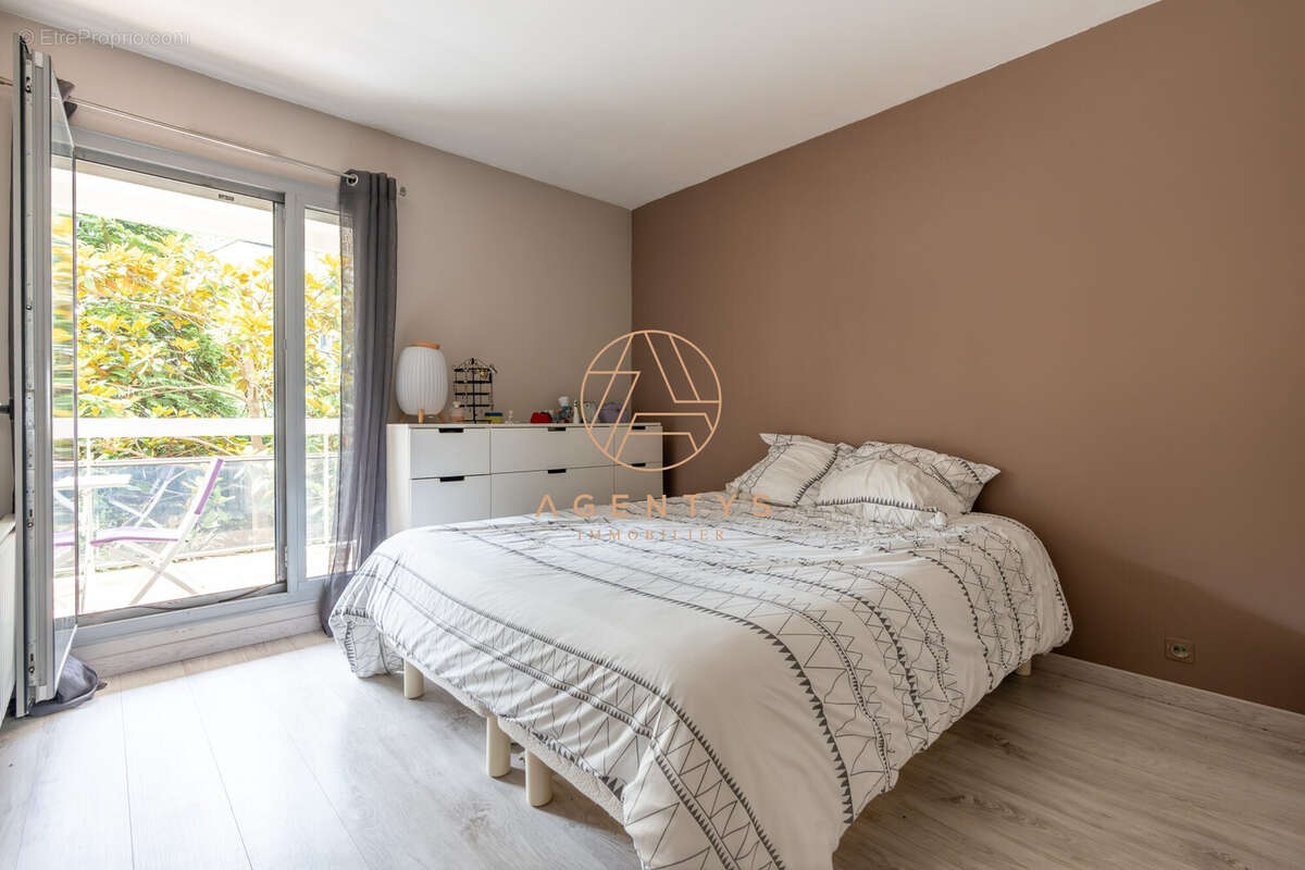 Appartement à NOGENT-SUR-MARNE