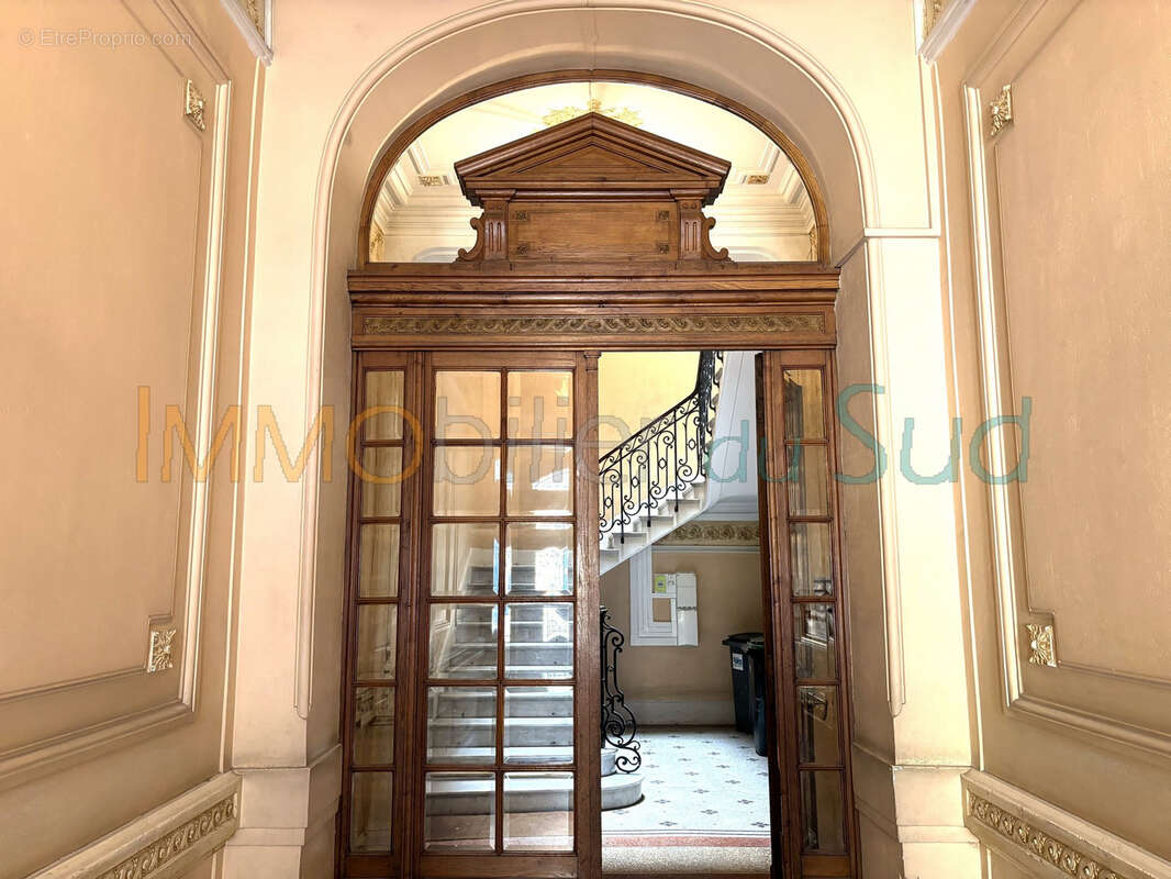 Appartement d’exception au cœur d’Alès   155 m2 avec terrasse dominante - photo 8