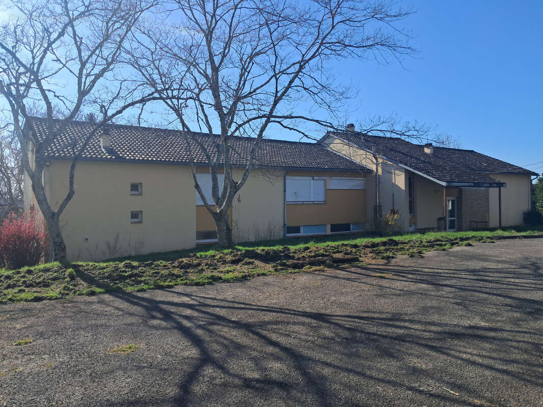 Maison à GAGNAC-SUR-CERE