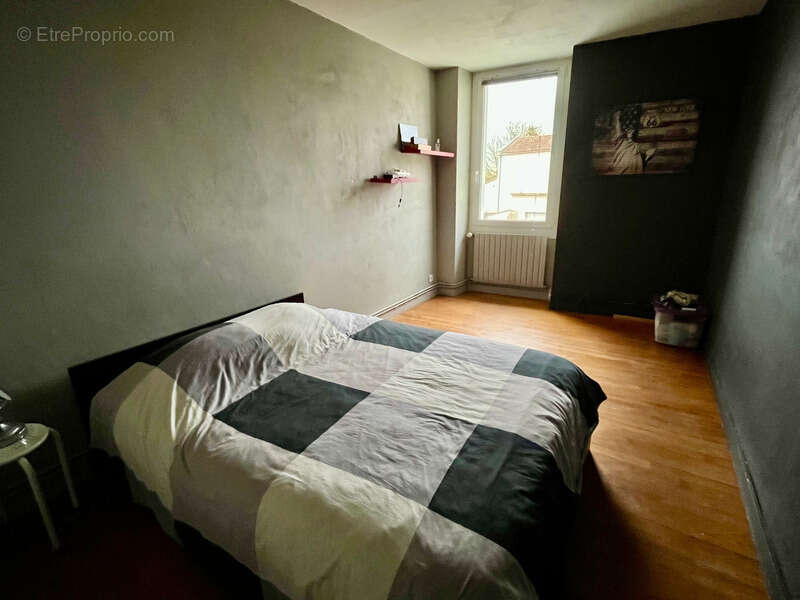 Maison à LA CAILLERE-SAINT-HILAIRE