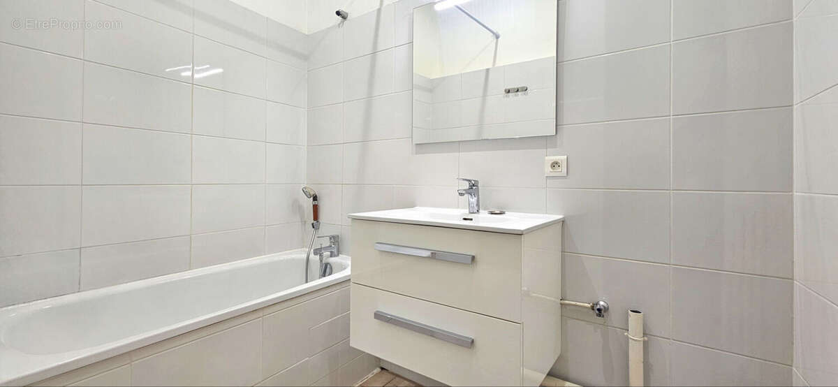 Appartement à LYON-8E